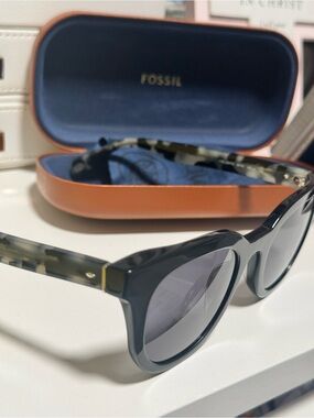 Fossil Black Sunglasses with white and black temples